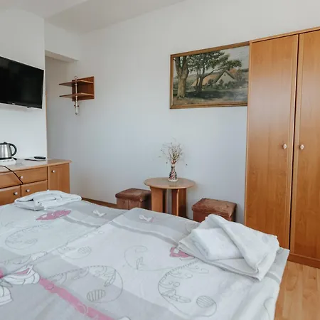 فندق مبيت وإفطار Sarenka 3*