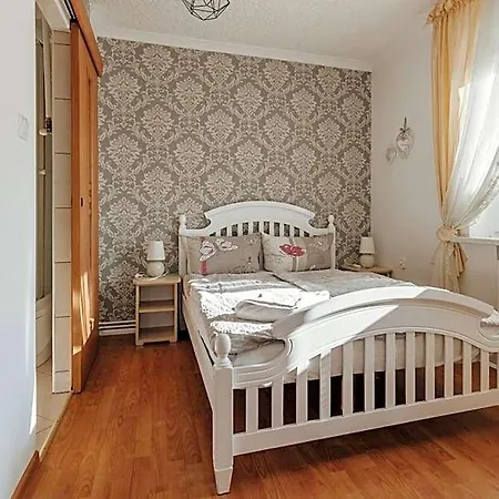 Bed & Breakfast Sarenka 3*