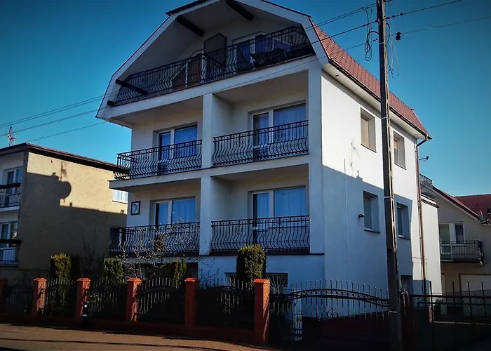 住宿加早餐酒店 Sarenka 3*